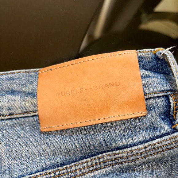 LIKE NEW Men’s purple Jeans - Picture 12 of 13